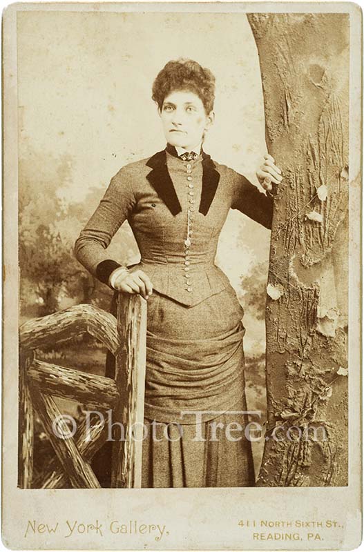 dating cabinet card photos